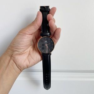 DANIEL WELLINGTON BLACK SHEFFIELD WATCH